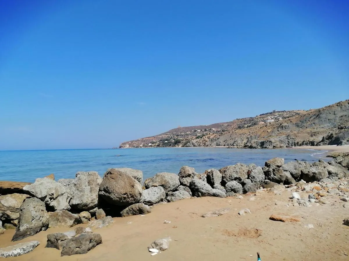 Bed and Breakfast Al Faro Realmonte Bed & Breakfast
